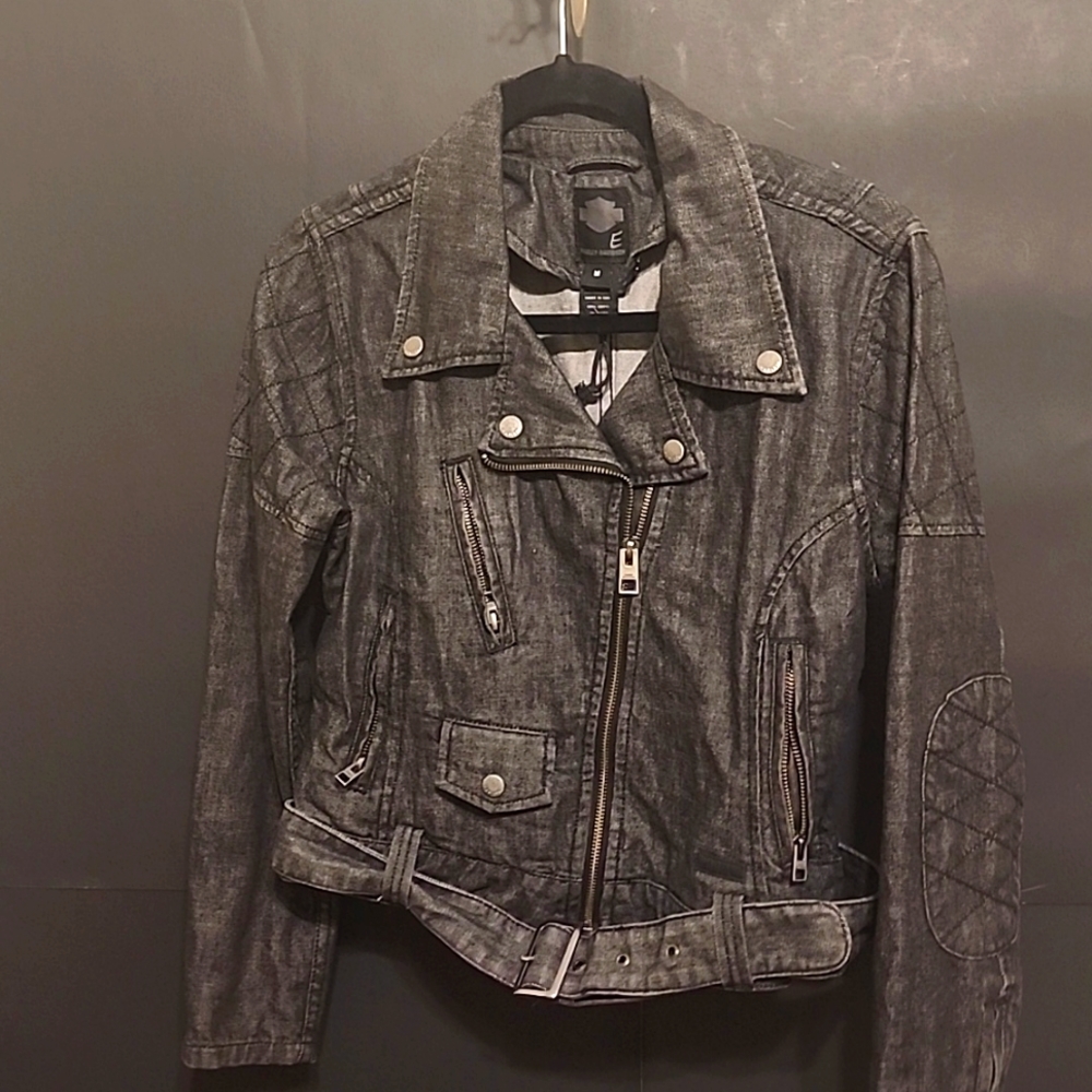 (806) Women's Harley-Davidson black denim jacket size M